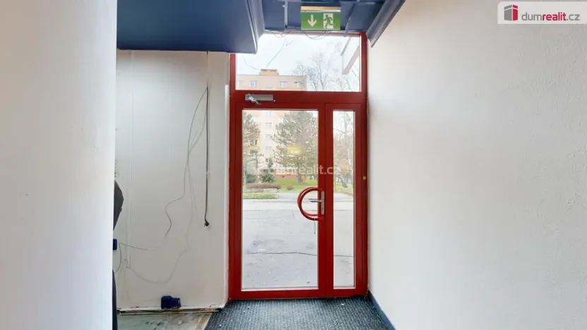 Pronájem obchodního prostoru, Orlová - Lutyně, U Centrumu, 88 m2