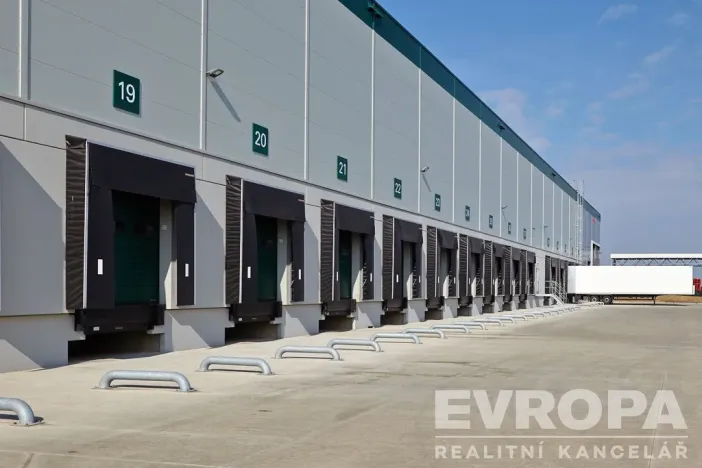 Pronájem skladu, Říčany - Jažlovice, 20940 m2