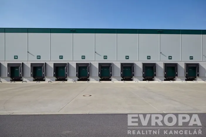 Pronájem skladu, Říčany - Jažlovice, 20940 m2