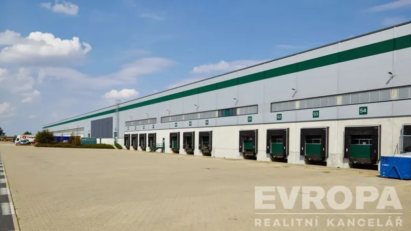 Pronájem skladu, Úžice, 14707 m2