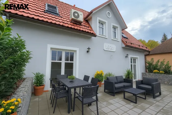 Pronájem bytu 2+kk, Všenory, Nad Burzou, 39 m2