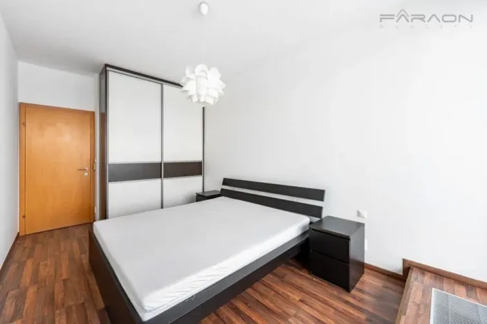 Pronájem bytu 2+kk, Praha - Holešovice, Jankovcova, 67 m2