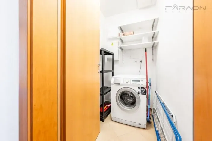 Pronájem bytu 2+kk, Praha - Holešovice, Jankovcova, 67 m2