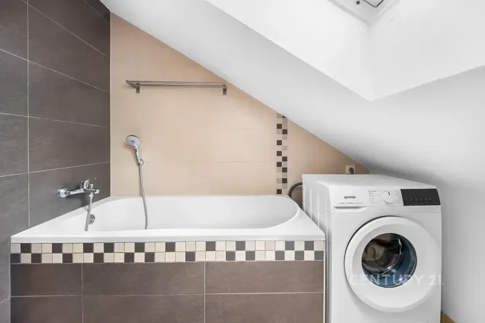 Pronájem bytu 2+kk, Praha - Libeň, Davídkova, 38 m2