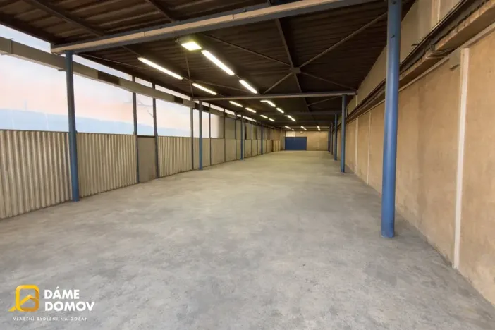 Prodej výrobních prostor, Zlín, U Stadionu, 740 m2