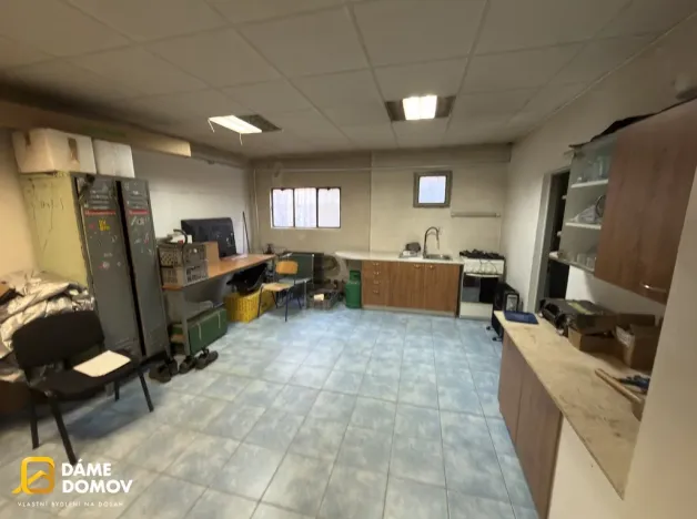 Prodej výrobních prostor, Zlín, U Stadionu, 740 m2