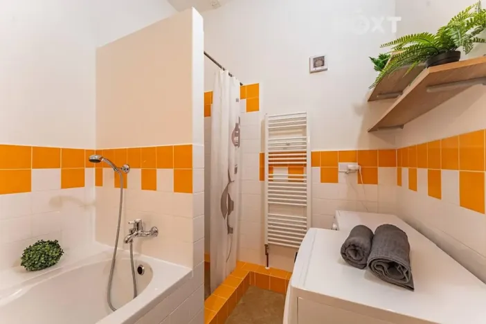 Prodej rodinného domu, Štíty, nám. Míru, 267 m2