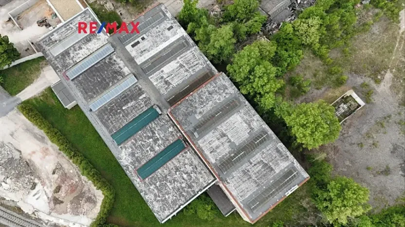 Prodej výrobních prostor, Roudnice nad Labem, Pracnerova, 2250 m2