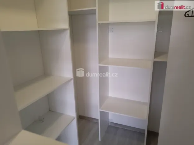 Pronájem bytu 2+1, Chodov, Revoluční, 55 m2