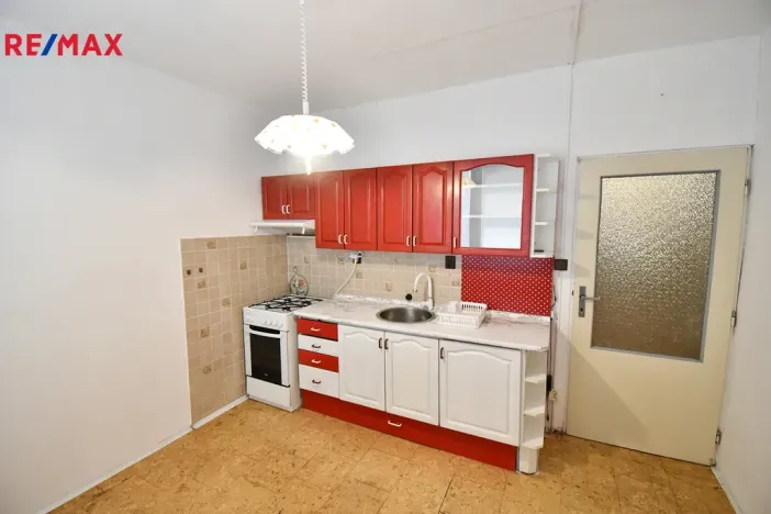 Prodej bytu 1+1, Hradec Králové - Nový Hradec Králové, třída Edvarda Beneše, 40 m2