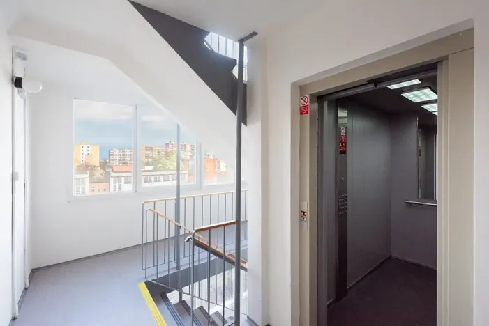 Prodej bytu 2+kk, Praha - Kamýk, Zimova, 43 m2