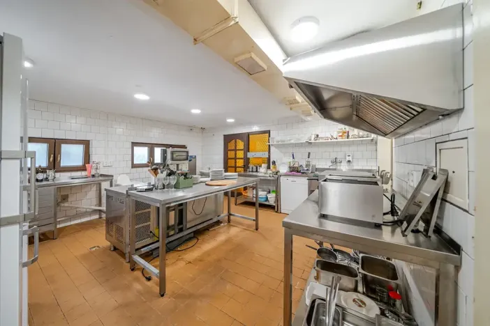 Prodej chaty, Bítov, 650 m2