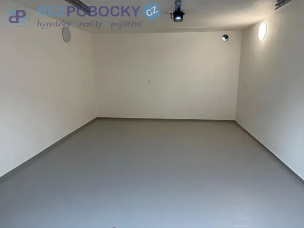 Prodej garáže, Havlíčkův Brod, 27 m2