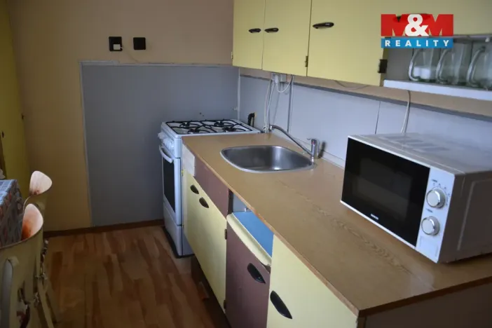 Prodej bytu 3+1, Náchod, Pražská, 60 m2