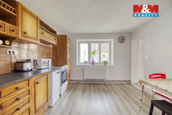 Prodej rodinného domu, Lnáře, 205 m2