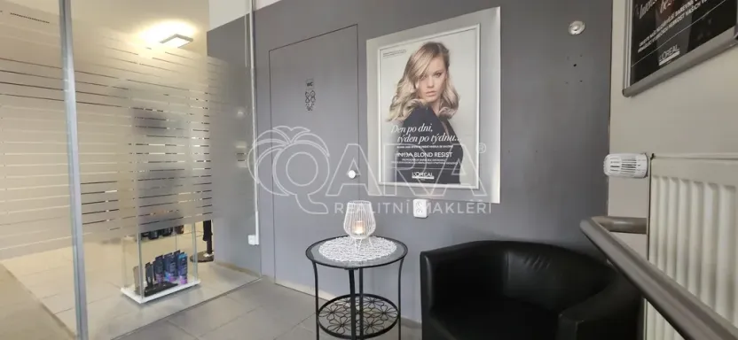 Pronájem obchodního prostoru, Králův Dvůr - Počaply, Plzeňská, 18 m2