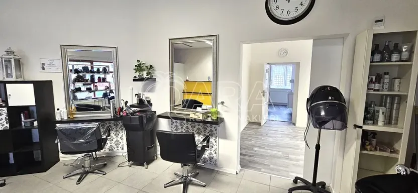 Pronájem obchodního prostoru, Králův Dvůr - Počaply, Plzeňská, 18 m2