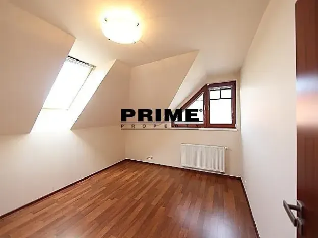 Pronájem rodinného domu, Průhonice, Pod Valem II., 320 m2
