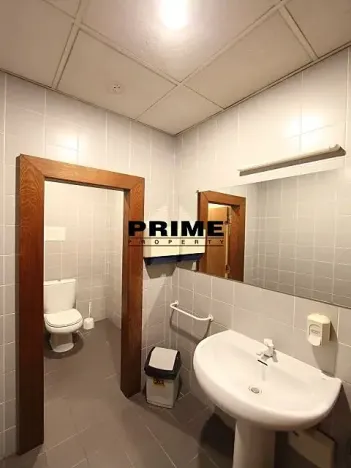 Pronájem kanceláře, Praha - Staré Město, Husova, 167 m2