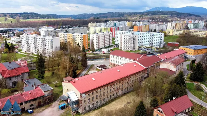 Pronájem skladu, Trutnov, Tovární, 2727 m2