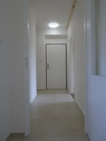 Pronájem bytu 2+1, Praha - Modřany, Klostermannova, 56 m2