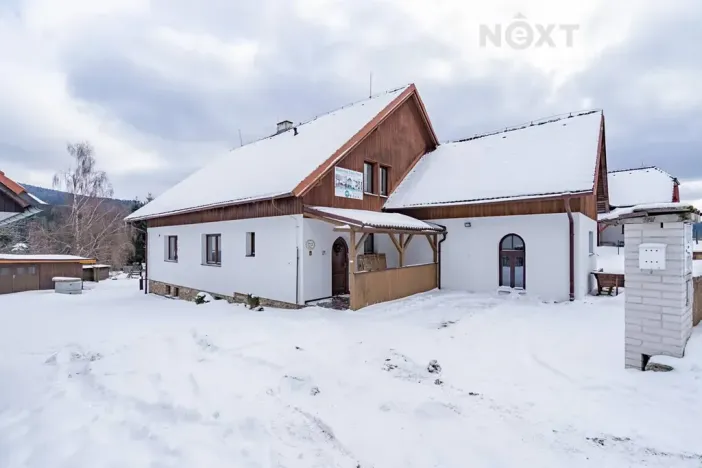 Prodej ubytování, Horní Stropnice, 360 m2