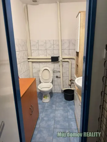 Pronájem skladu, Praha - Uhříněves, Kašperská, 100 m2