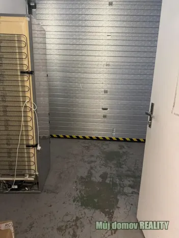 Pronájem skladu, Praha - Uhříněves, Kašperská, 100 m2