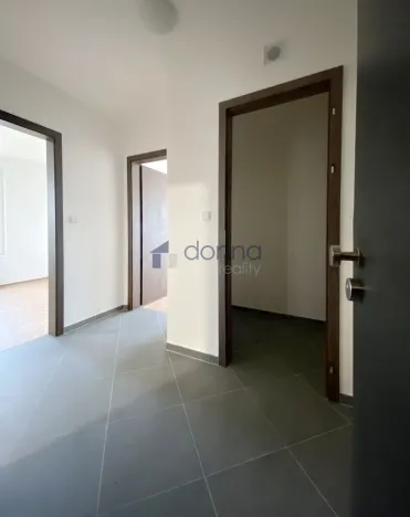 Pronájem bytu 2+kk, Praha, Ondrákové, 51 m2