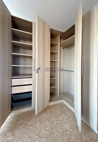 Pronájem bytu 2+kk, Praha, Ondrákové, 51 m2