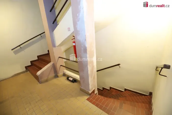 Pronájem bytu 3+1, Cheb, Hradební, 52 m2