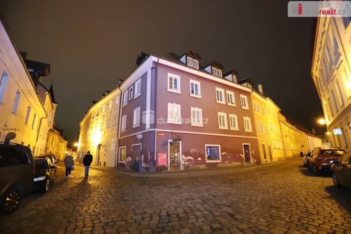 Pronájem bytu 3+1, Cheb, Hradební, 52 m2