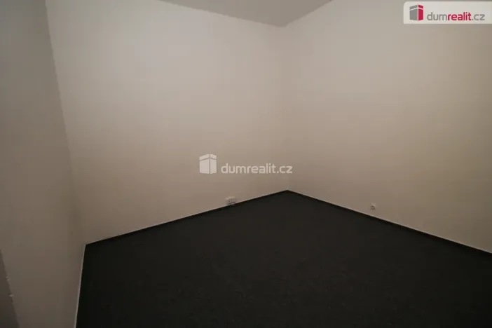 Pronájem bytu 2+1, Karlovy Vary - Rybáře, Lad. Koubka, 60 m2