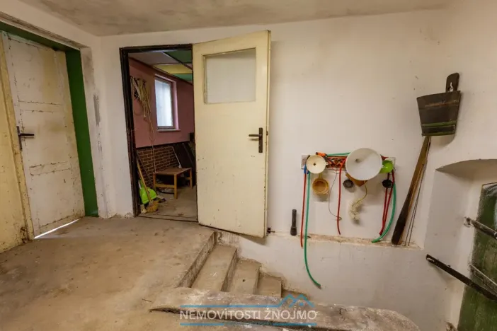 Prodej vinného sklepa, Dobšice, Leska, 25 m2