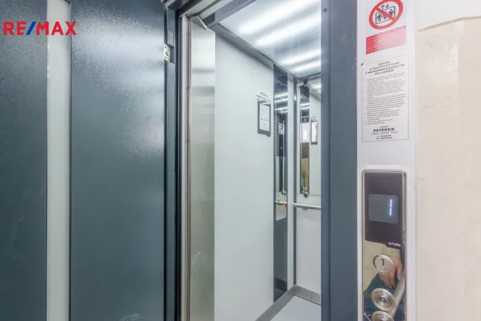 Prodej bytu 2+1, Most, Jaroslava Průchy, 53 m2