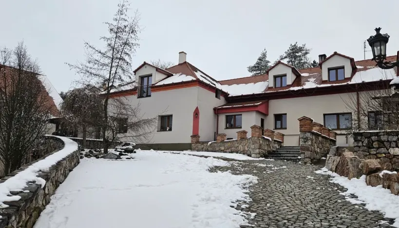 Pronájem bytu 1+kk, Třebotov, Hlavní, 36 m2