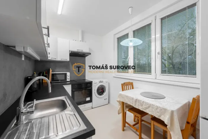 Prodej bytu 2+1, Zlín, Chelčického, 55 m2