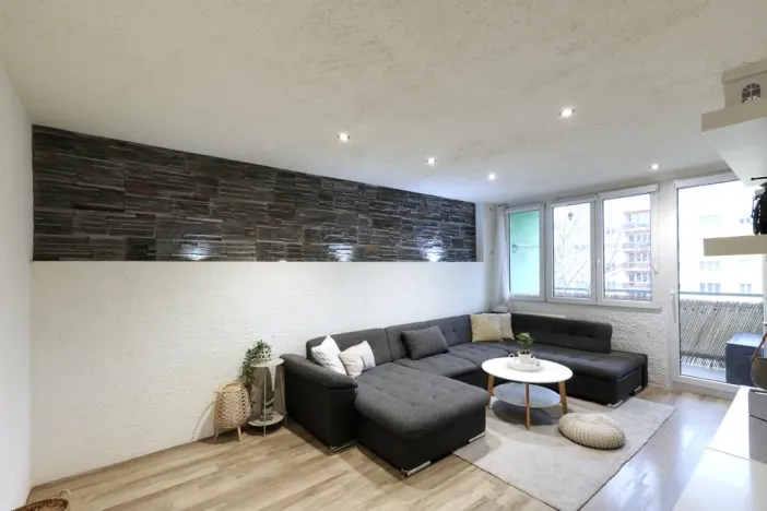 Prodej bytu 3+1, Plzeň - Severní Předměstí, Sokolovská, 76 m2