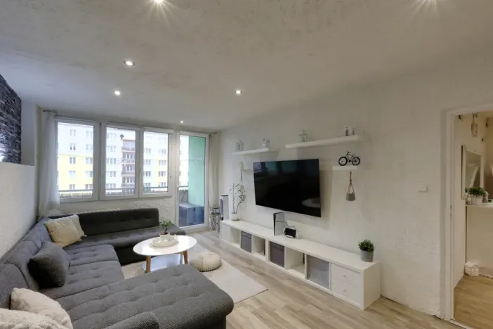 Prodej bytu 3+1, Plzeň - Severní Předměstí, Sokolovská, 76 m2