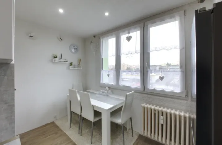 Prodej bytu 3+1, Plzeň - Severní Předměstí, Sokolovská, 76 m2