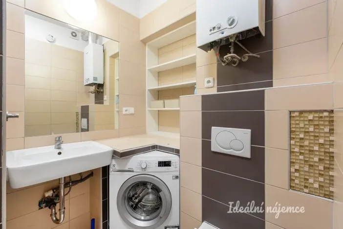 Pronájem bytu 3+kk, Praha - Smíchov, V lesíčku, 51 m2