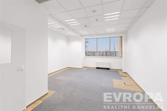 Pronájem kanceláře, Praha - Nusle, Doudlebská, 250 m2