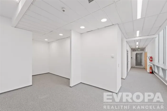 Pronájem kanceláře, Praha - Krč, Olbrachtova, 320 m2