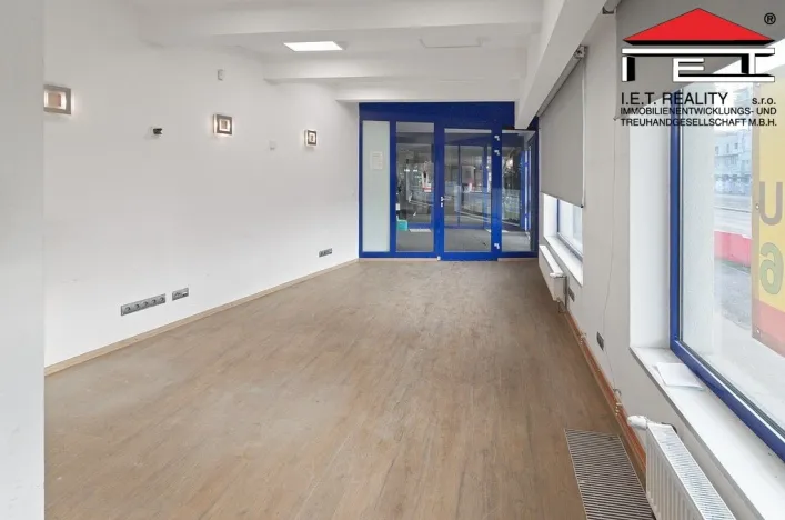 Pronájem obchodního prostoru, Praha - Hloubětín, Poděbradská, 115 m2