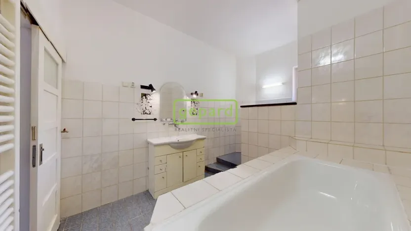 Prodej bytu 3+1, Ústí nad Labem - Ústí nad Labem-centrum, Králova výšina, 104 m2