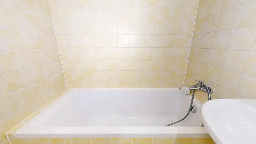 Pronájem bytu 3+1, Praha - Střížkov, Děčínská, 87 m2