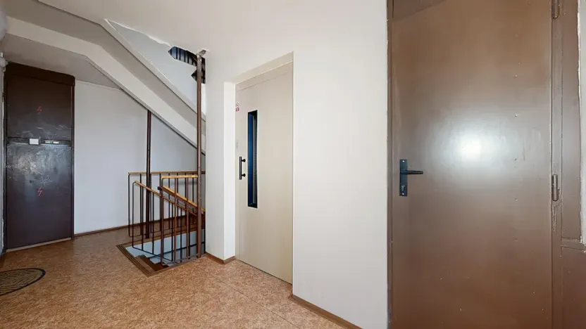 Pronájem bytu 3+1, Praha - Střížkov, Děčínská, 87 m2