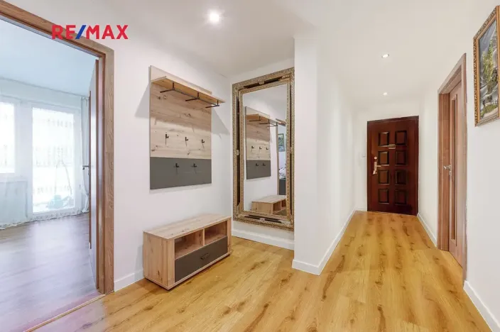 Prodej bytu 3+1, Praha - Letňany, Rýmařovská, 77 m2