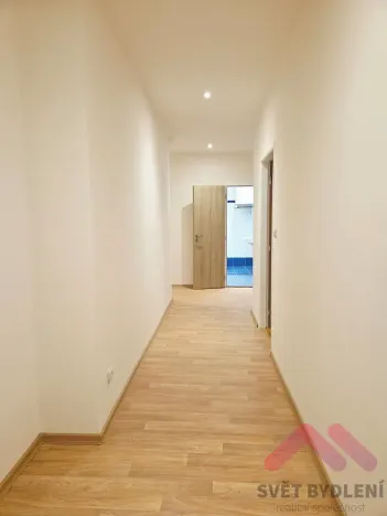 Pronájem bytu 2+1, Praha - Žižkov, Ambrožova, 81 m2