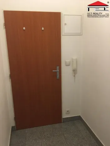 Pronájem bytu 1+kk, Praha - Vysočany, Freyova, 22 m2